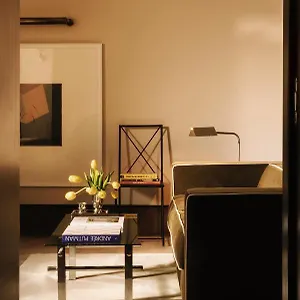 https://pied-a-terre-tuileries.fr-paris.fr
